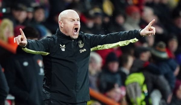 Sean Dyche Bantah Isu ke Leicester, Pilih Rehat Dulu